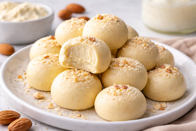 aa plate of fat bombs